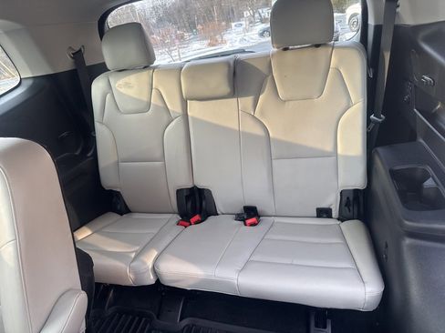 Used 2020 Kia Telluride S image 18