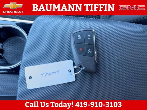 Used 2025 Chevrolet Equinox LT FWD image 23