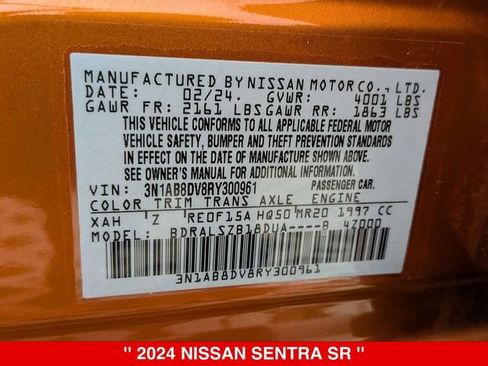 Used 2024 Nissan Sentra SR w/ SR Premium Package FWD image 40