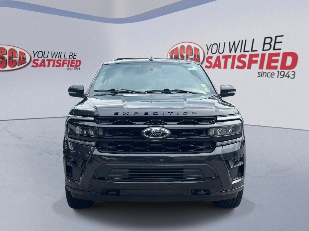 Used 2022 Ford Expedition Max Limited AWD/4WD image 2