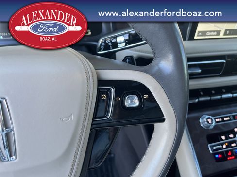 Used 2022 Lincoln Aviator Reserve w/ Equipment Group 201A image 29