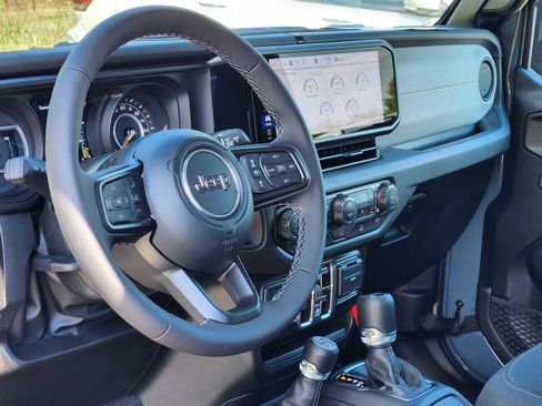 New 2025 Jeep Wrangler Sport S image 24