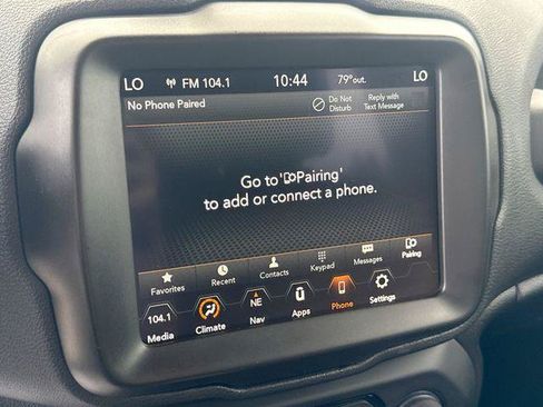 Used 2023 Jeep Renegade Latitude AWD/4WD image 12