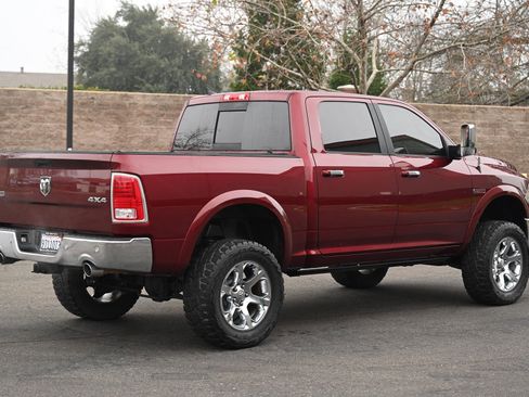 Used 2017 RAM 1500 Laramie w/ Convenience Group image 7