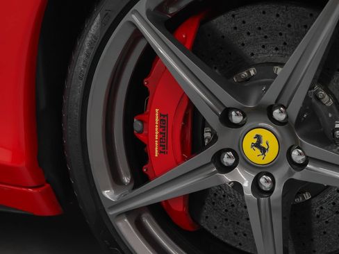 Certified 2014 Ferrari 458 Spider RWD image 13