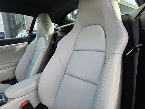 Used 2024 Porsche 718 Cayman image 12