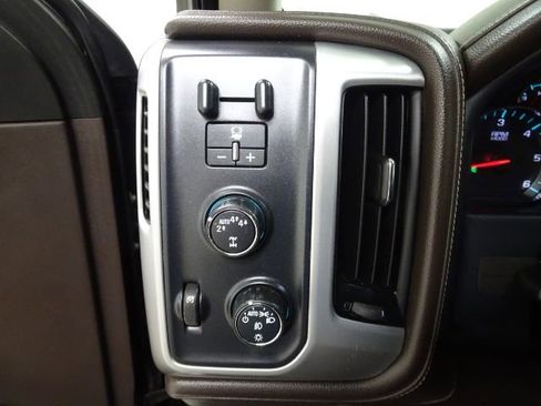 Used 2017 GMC Sierra 1500 SLT image 26