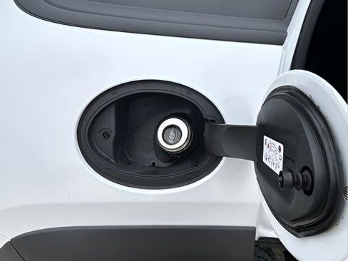 Used 2021 Jeep Cherokee Trailhawk image 31