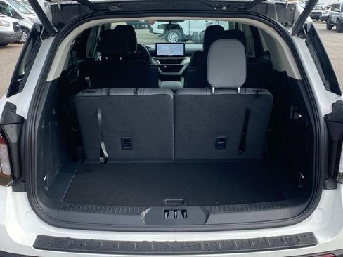 New 2026 Ford Explorer Active w/ Active Comfort Package RWD image 27