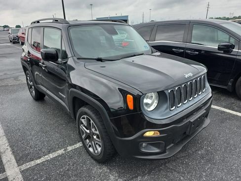 Used 2016 Jeep Renegade Latitude w/ Popular Equipment Group AWD/4WD image 1