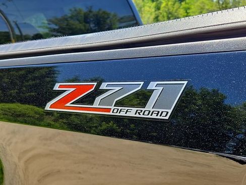 Used 2015 Chevrolet Colorado Z71 AWD/4WD image 30