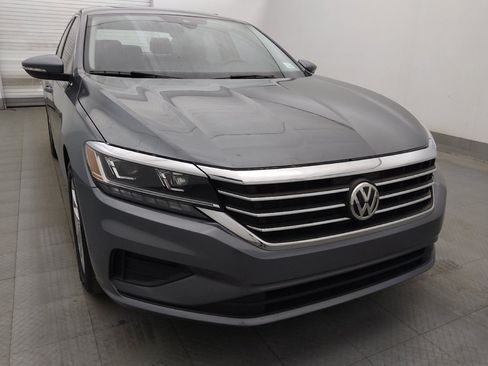 Used 2020 Volkswagen Passat 2.0T SE FWD image 13