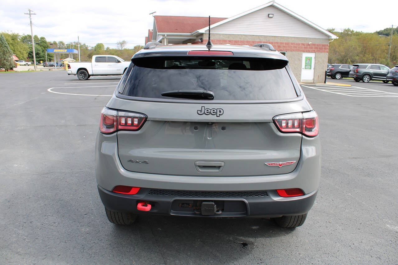 Used 2019 Jeep Compass Trailhawk w/ Leather Interior Group AWD/4WD image 5