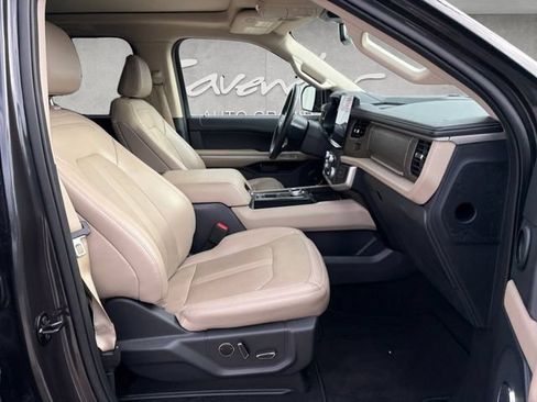 Used 2024 Ford Expedition Limited RWD image 26