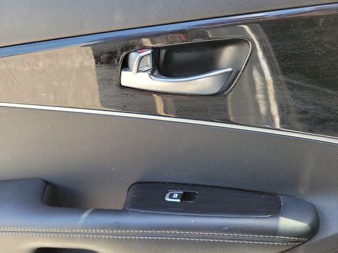 Used 2019 Kia Sorento AWD image 20