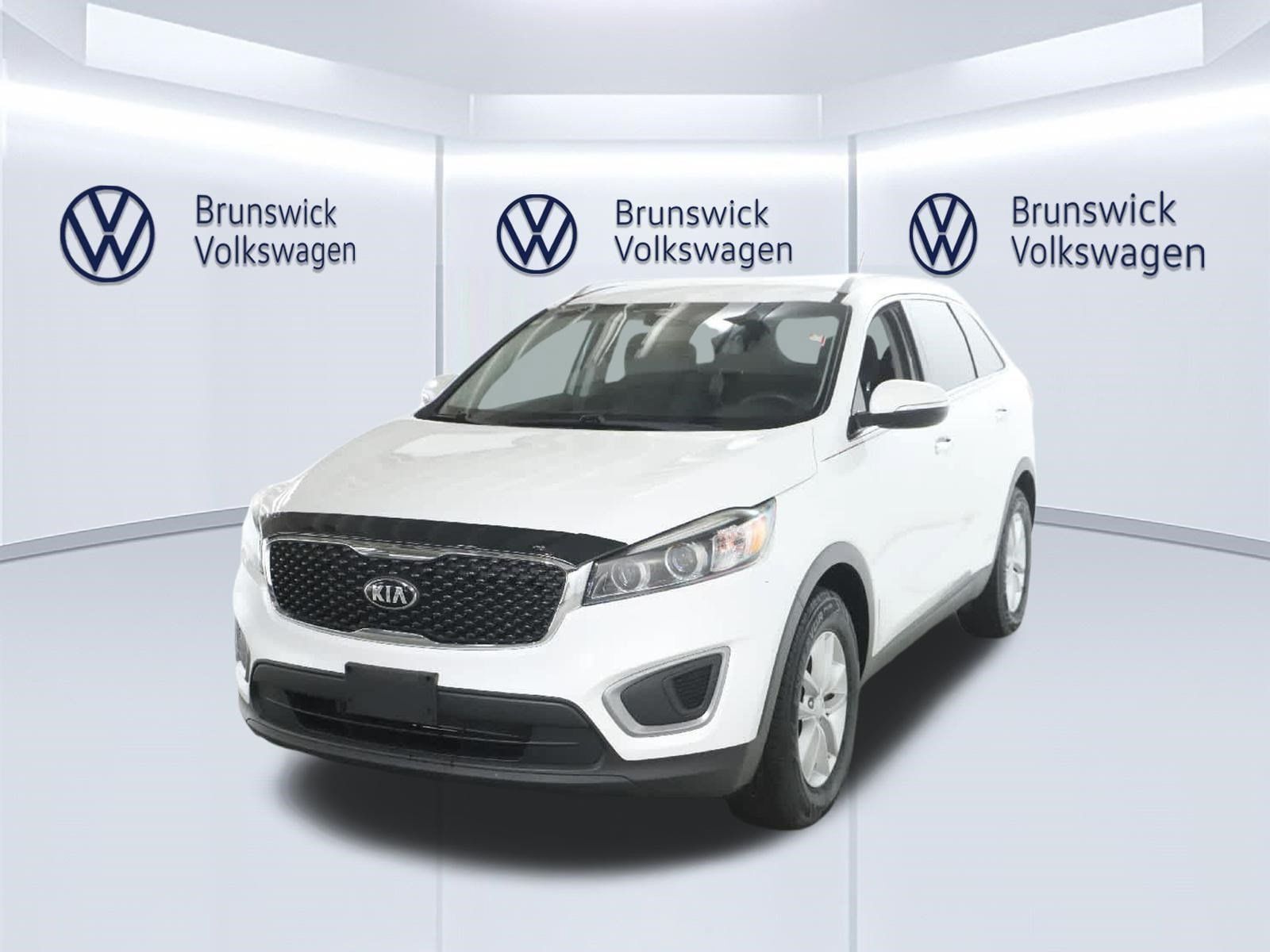 Used 2017 Kia Sorento FWD image 1