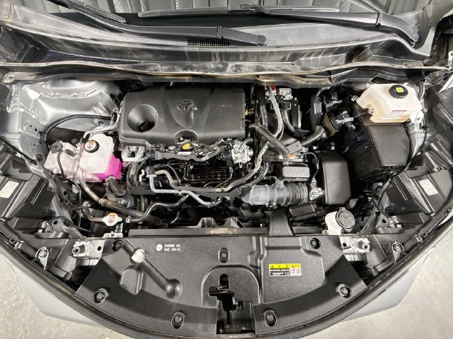 Certified 2024 Toyota Sienna XLE FWD image 33