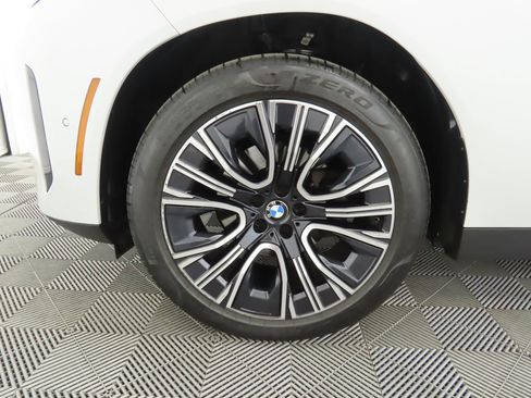 Used 2025 BMW X3 xDrive30i w/ Convenience Package image 29