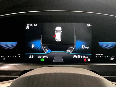 Used 2022 Volkswagen Tiguan SE R-Line image 25