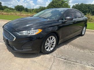 Used 2019 Ford Fusion SE FWD video 1