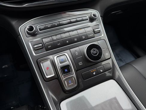 Used 2023 Hyundai Santa Fe SEL w/ Premium Package image 21