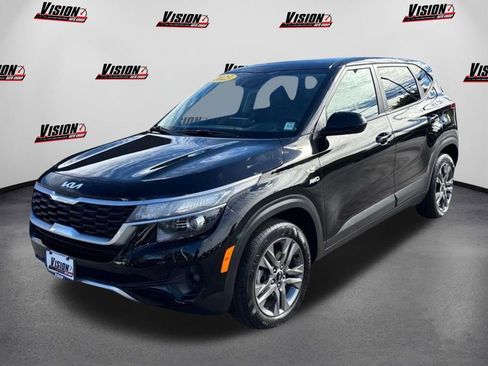 Used 2023 Kia Seltos LX image 1