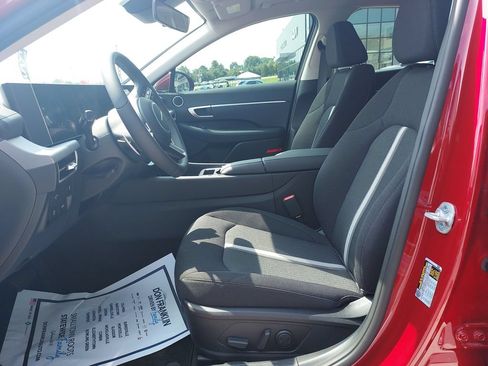 New 2026 Hyundai Sonata SEL FWD image 13