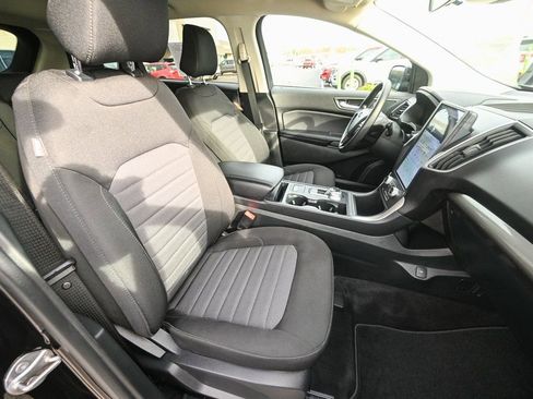 New 2024 Ford Edge SE w/ Black Appearance Package image 21