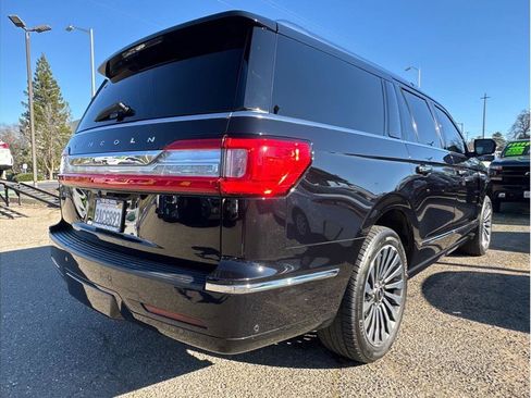 Used 2019 Lincoln Navigator L Reserve image 8