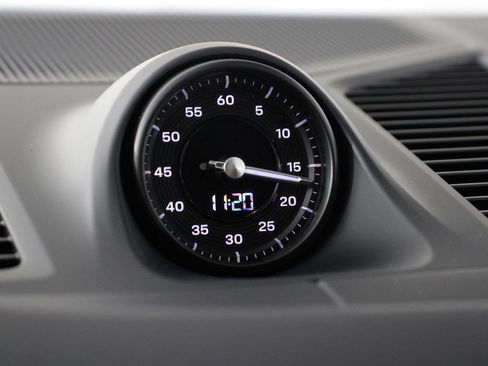 New 2026 Porsche Cayenne Coupe AWD/4WD image 16