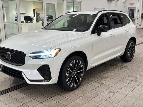 New 2026 Volvo XC60 B5 Ultra w/ Protection Package Premier AWD/4WD image 9