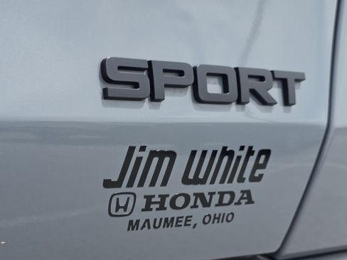 Certified 2024 Honda HR-V Sport image 8