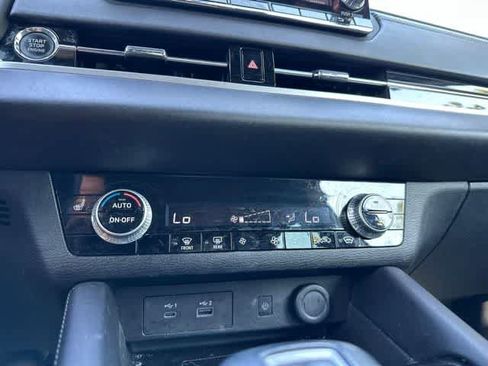Used 2022 Mitsubishi Outlander SEL Black Edition AWD/4WD image 13