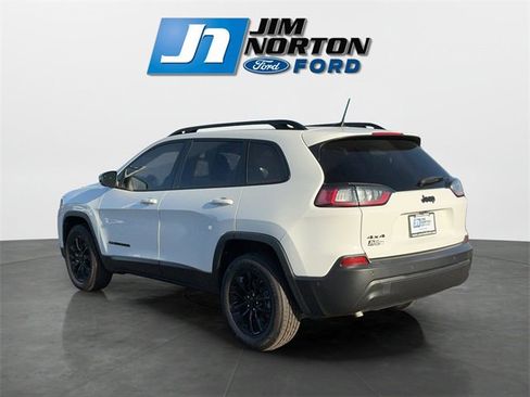 Used 2023 Jeep Cherokee Altitude Lux image 5