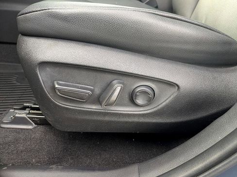 Used 2024 Toyota Grand Highlander XLE image 12