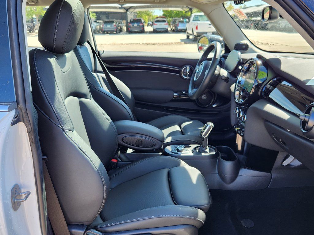 Used 2024 MINI Cooper SE FWD image 15