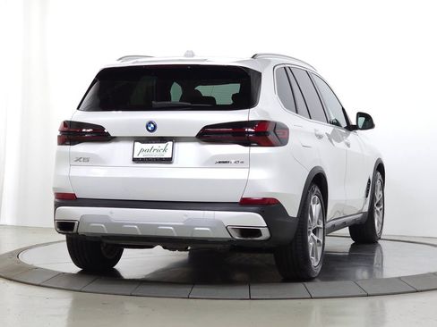 Used 2026 BMW X5 xDrive50e w/ Premium Package AWD/4WD image 11