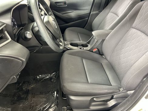 Used 2024 Toyota Corolla LE image 21