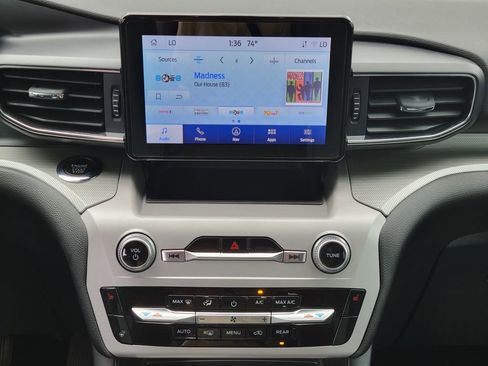 Certified 2023 Ford Explorer XLT w/ Equipment Group 202A image 23