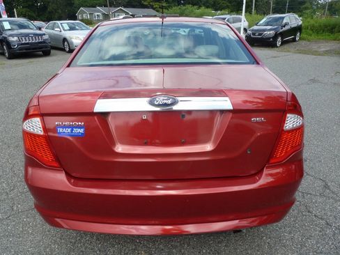 Used 2010 Ford Fusion SEL FWD image 6