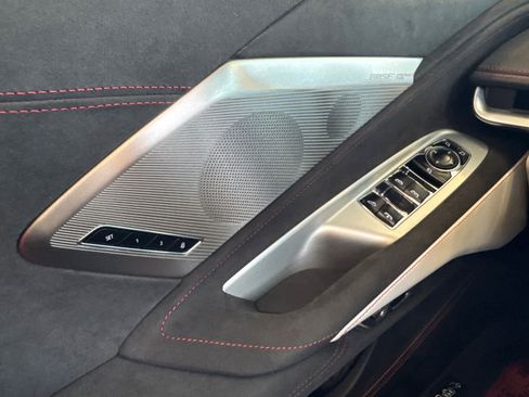 Used 2023 Chevrolet Corvette Stingray Premium Conv w/ Z51 Performance Package image 20