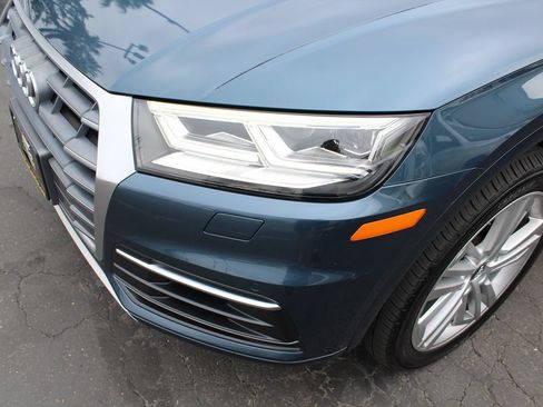 Used 2018 Audi Q5 2.0T Premium Plus w/ Premium Plus Package AWD/4WD image 10