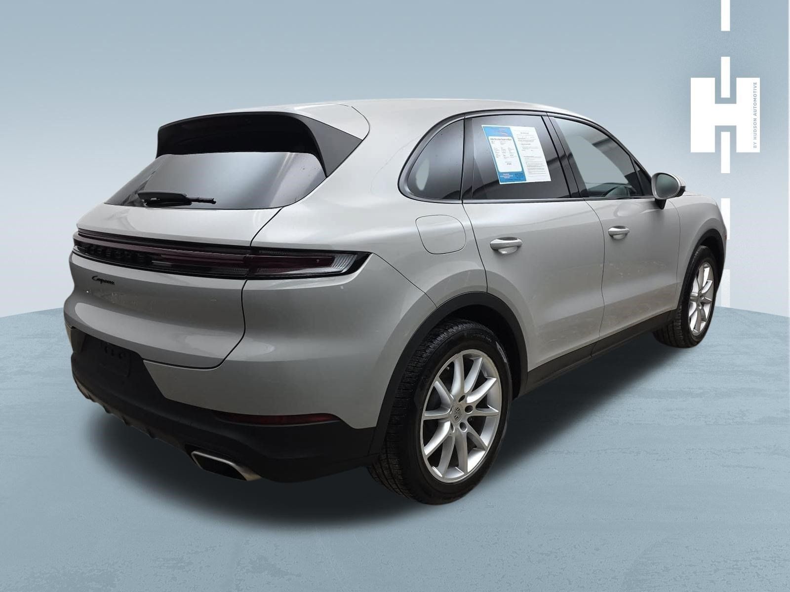 Used 2024 Porsche Cayenne AWD/4WD image 4