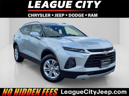 Used 2021 Chevrolet Blazer LT FWD image 1