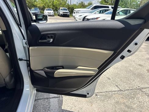Used 2016 Acura ILX FWD image 17