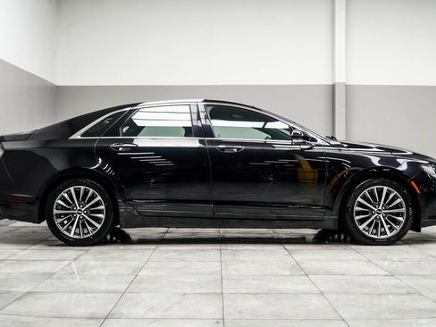 Used 2017 Lincoln MKZ Premiere image 6
