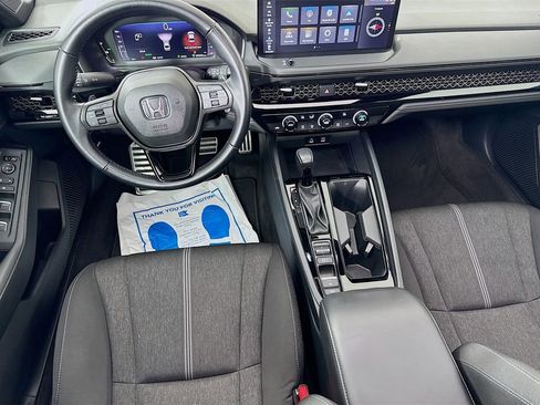Used 2023 Honda Accord Sport image 29