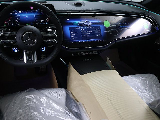 New 2027 Mercedes-Benz E 53 AMG e 4MATIC Wagon image 18