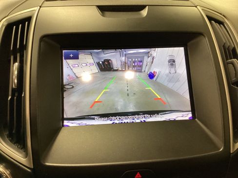 Used 2020 Ford Edge SEL w/ Convenience Package image 28