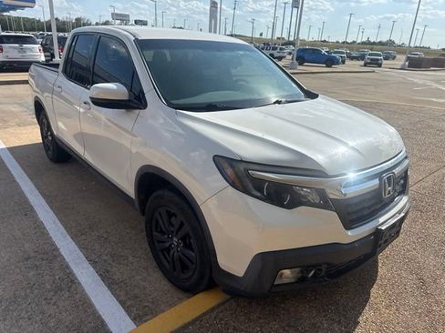Used 2019 Honda Ridgeline Sport image 1